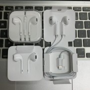 苹果7原装耳机替代（苹果七专用耳机）