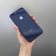 苹果8哪个颜色好看吗（苹果手机8哪个颜色好看）