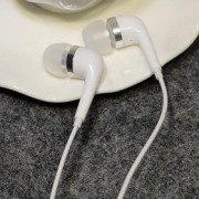 x9plus原装耳机（x9 plus耳机）
