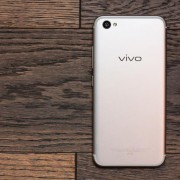 vivox9原装屏多少钱（vivox9手机原装屏多少钱）