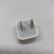 苹果5w原装充电器（苹果5w原装充电器充电发热吗）