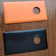 lumia830原装后盖（诺基亚8800后盖怎么打开）