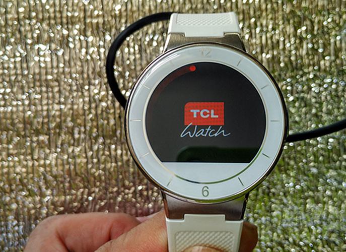 tcl智能手表怎么连接手机(TCL智能手表价格多少钱)  第1张