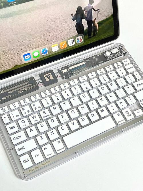 ipad10.5键盘哪个好（ipad 105键盘）  第1张